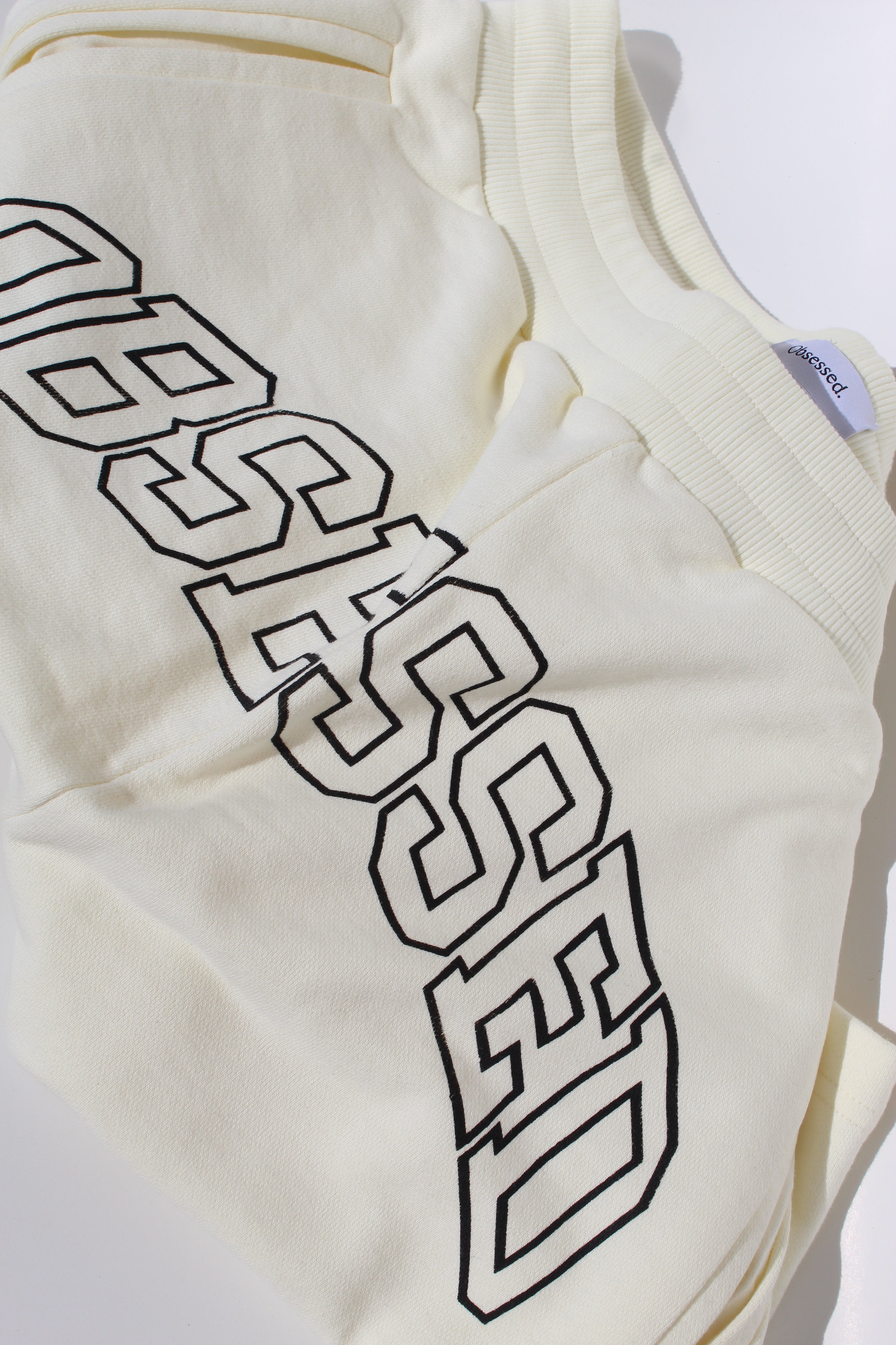 CREAM OBSESSED SHORTS OBSESSED GLOBAL